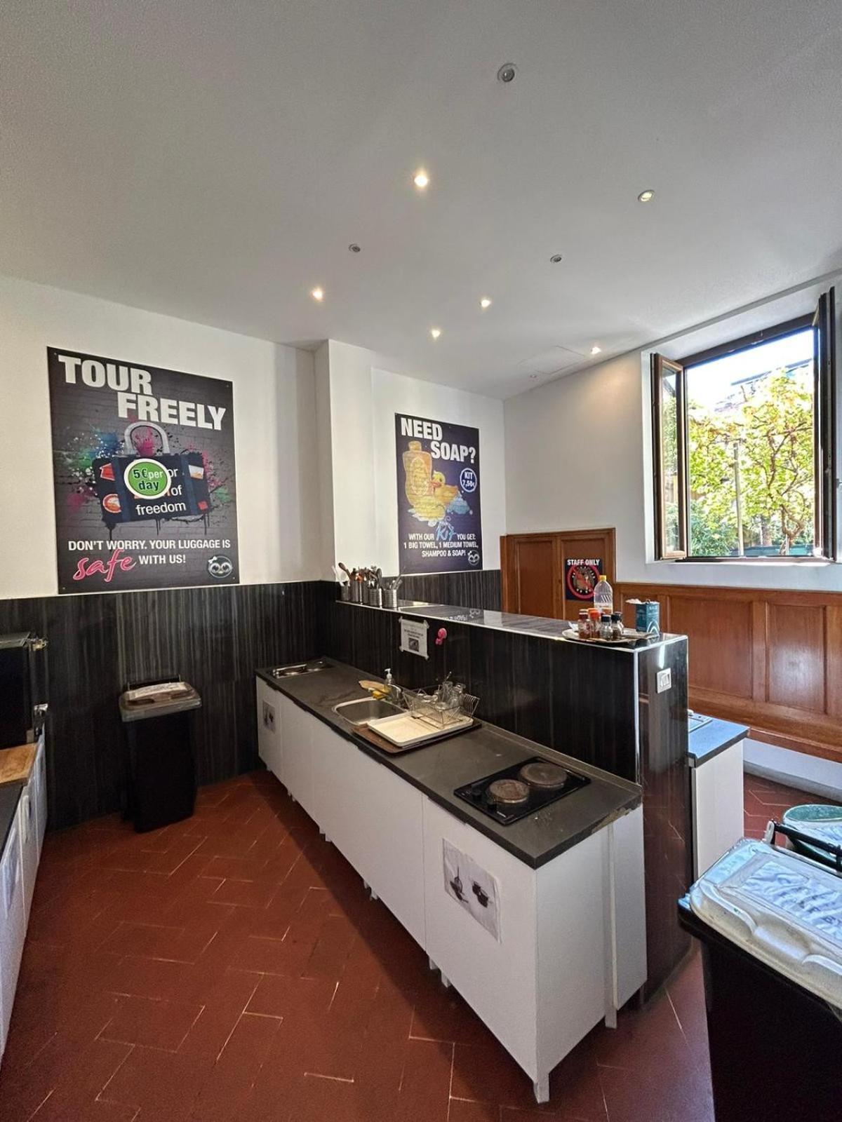 New Generation Hostel Firenze Eksteriør bilde